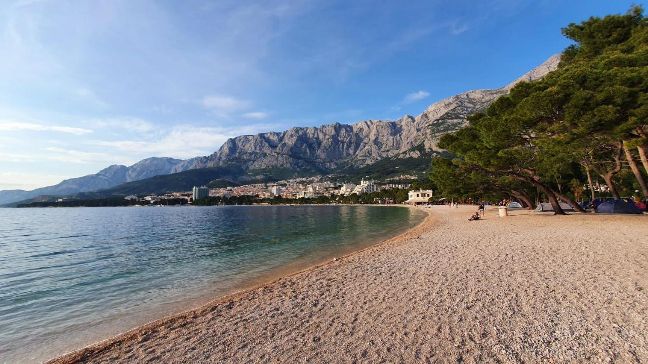 Spacious Family Apartment Near The Beach Makarska Dış mekan fotoğraf