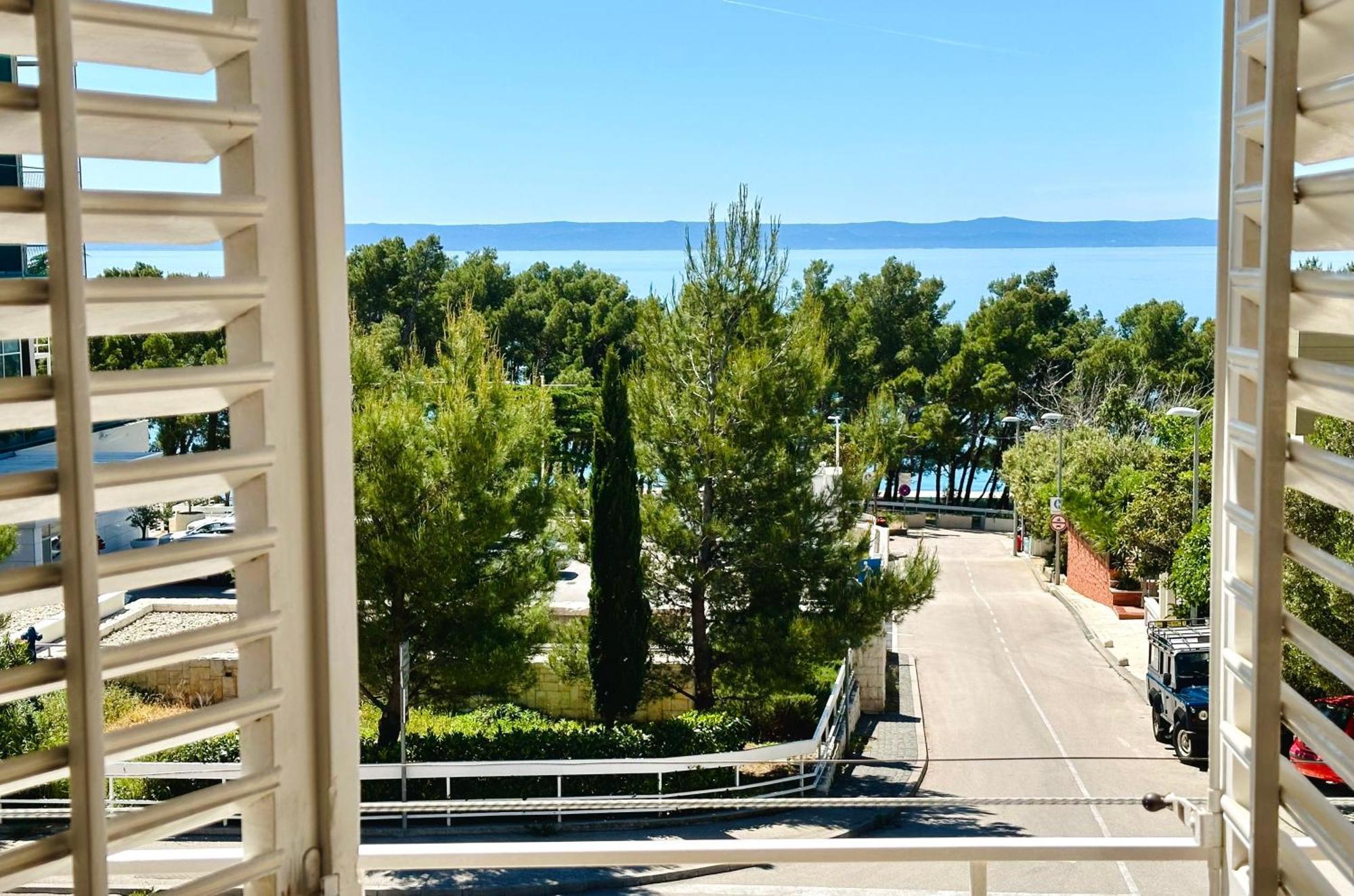 Spacious Family Apartment Near The Beach Makarska Dış mekan fotoğraf